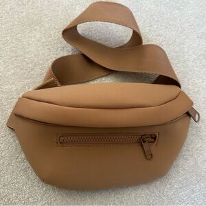 Dagne Dover ACE NEOPRENE FANNY PACK, Camel